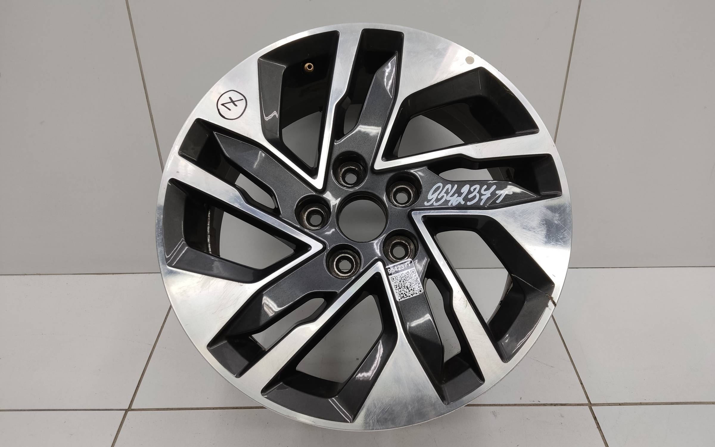 Диск колесный литой легкий сплав