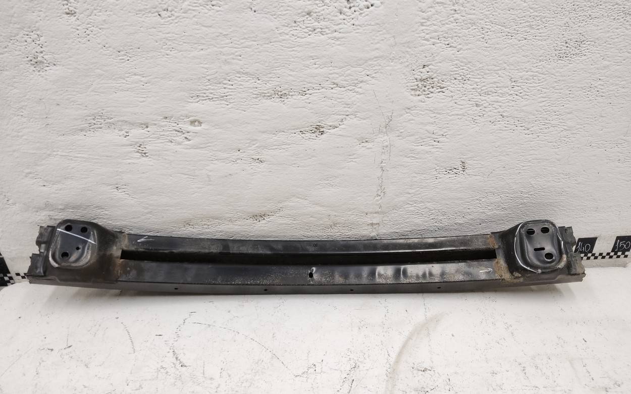 Усилитель заднего бампера