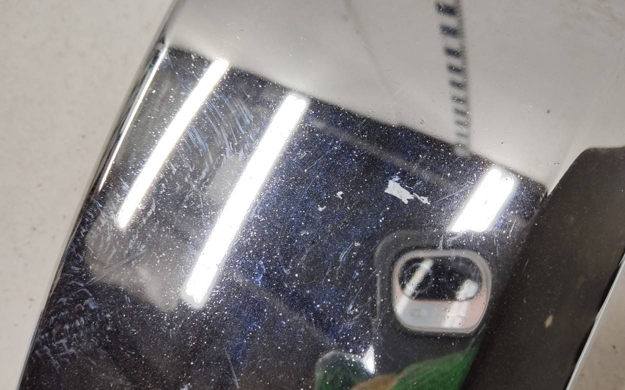 Молдинг переднего бампера левый