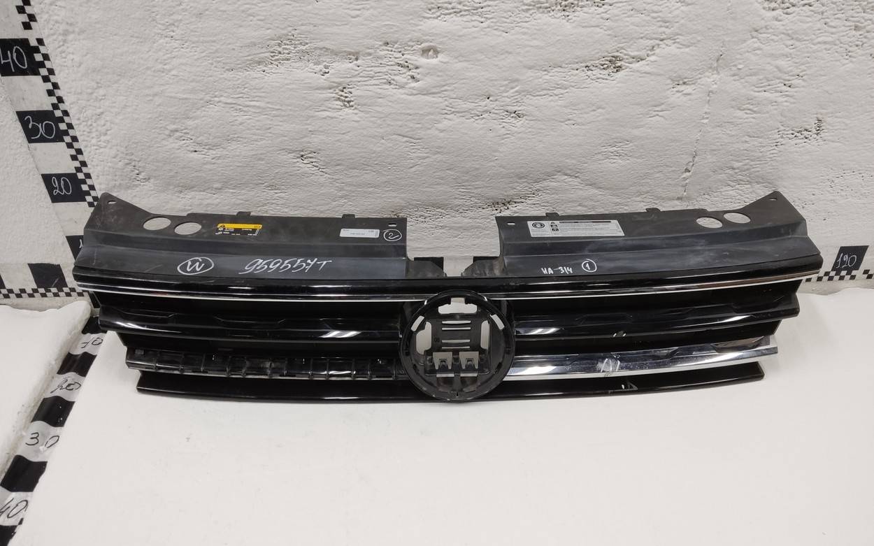 Решетка радиатора