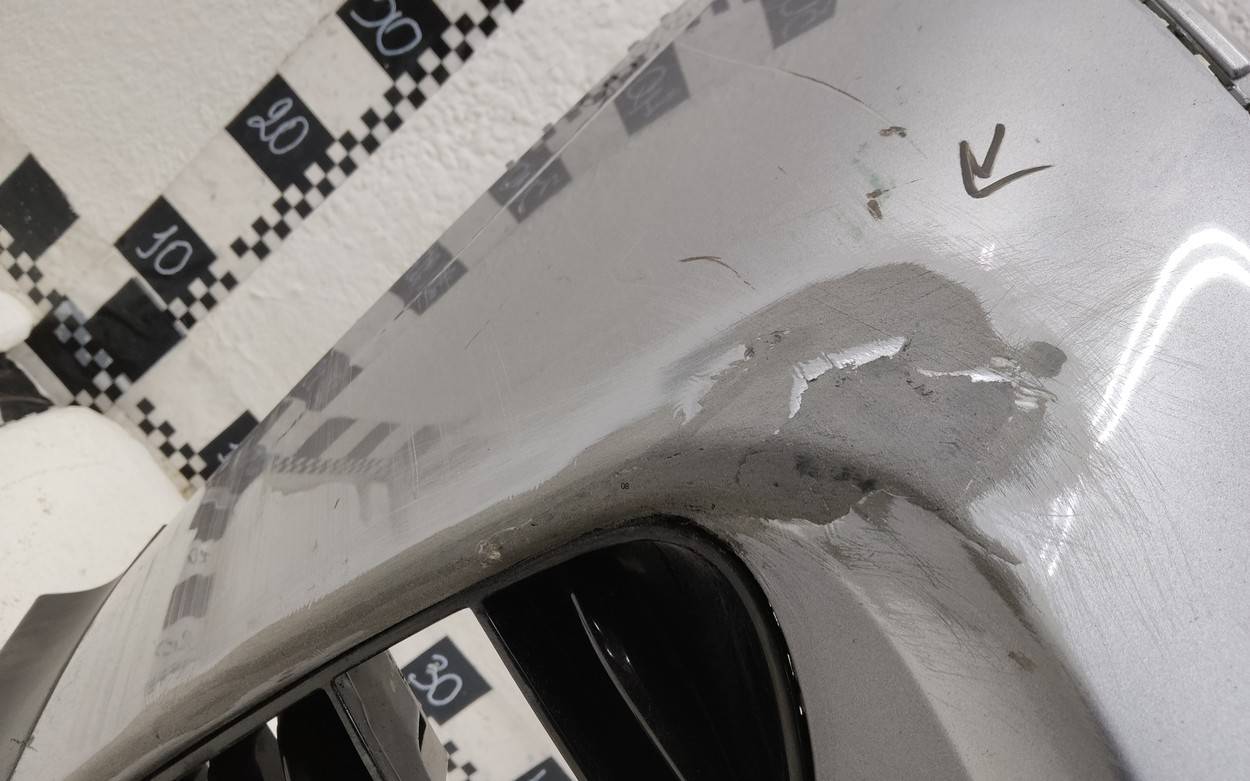 Бампер передний