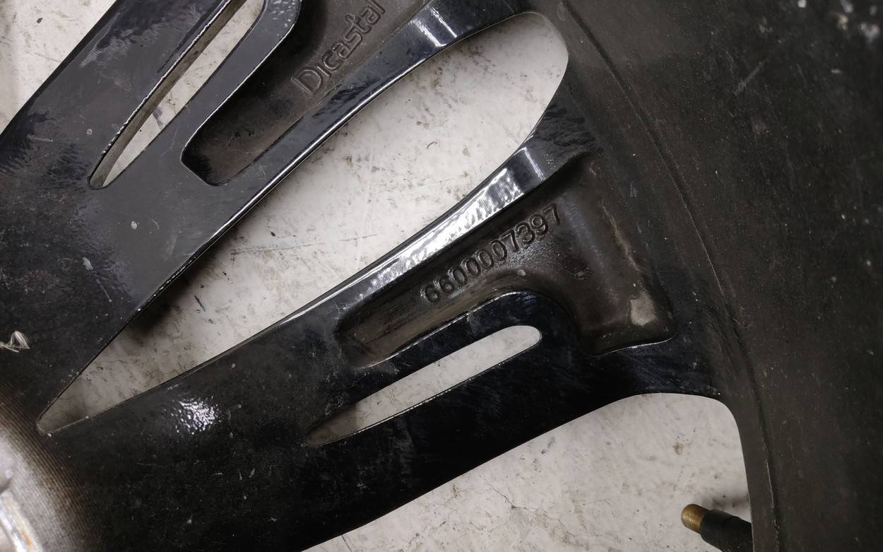 Диск колесный литой