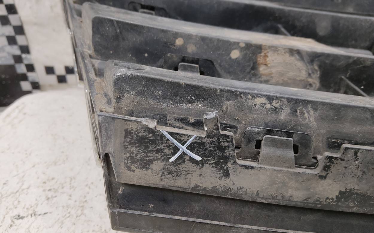 Решетка радиатора