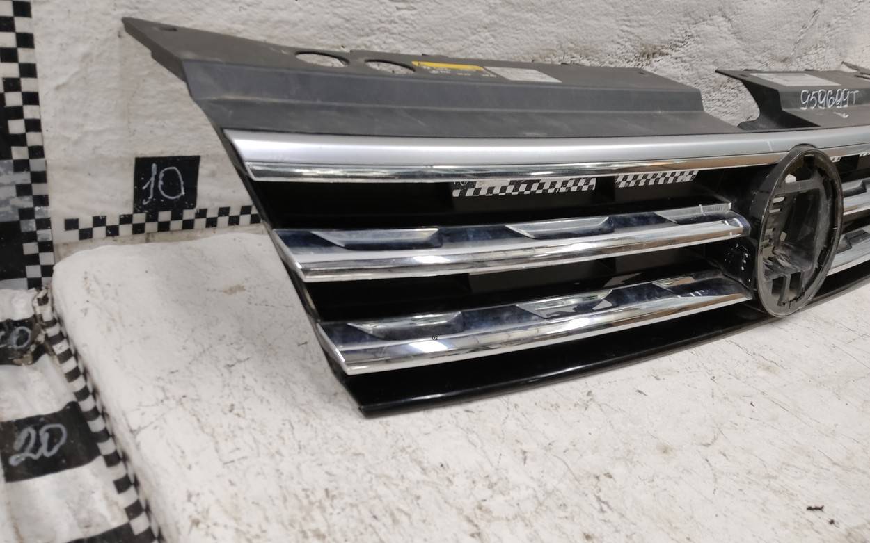 Решетка радиатора