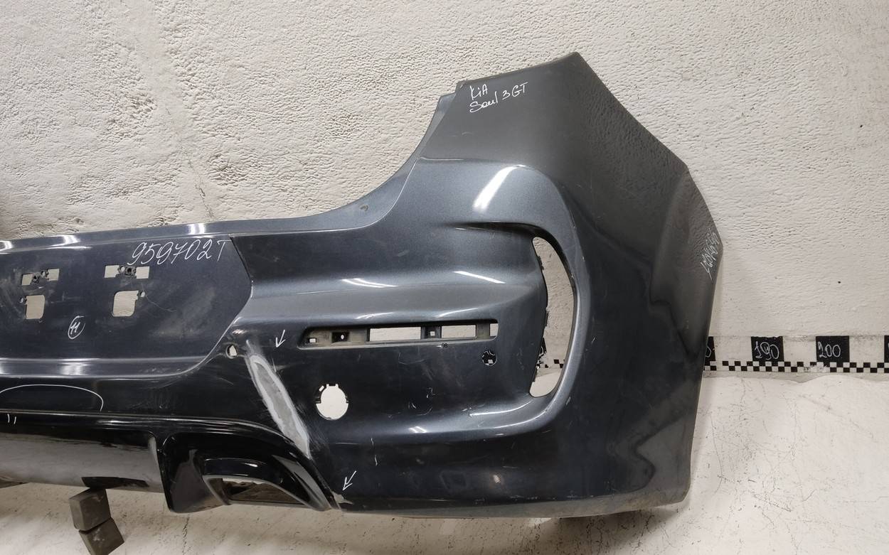 Бампер задний