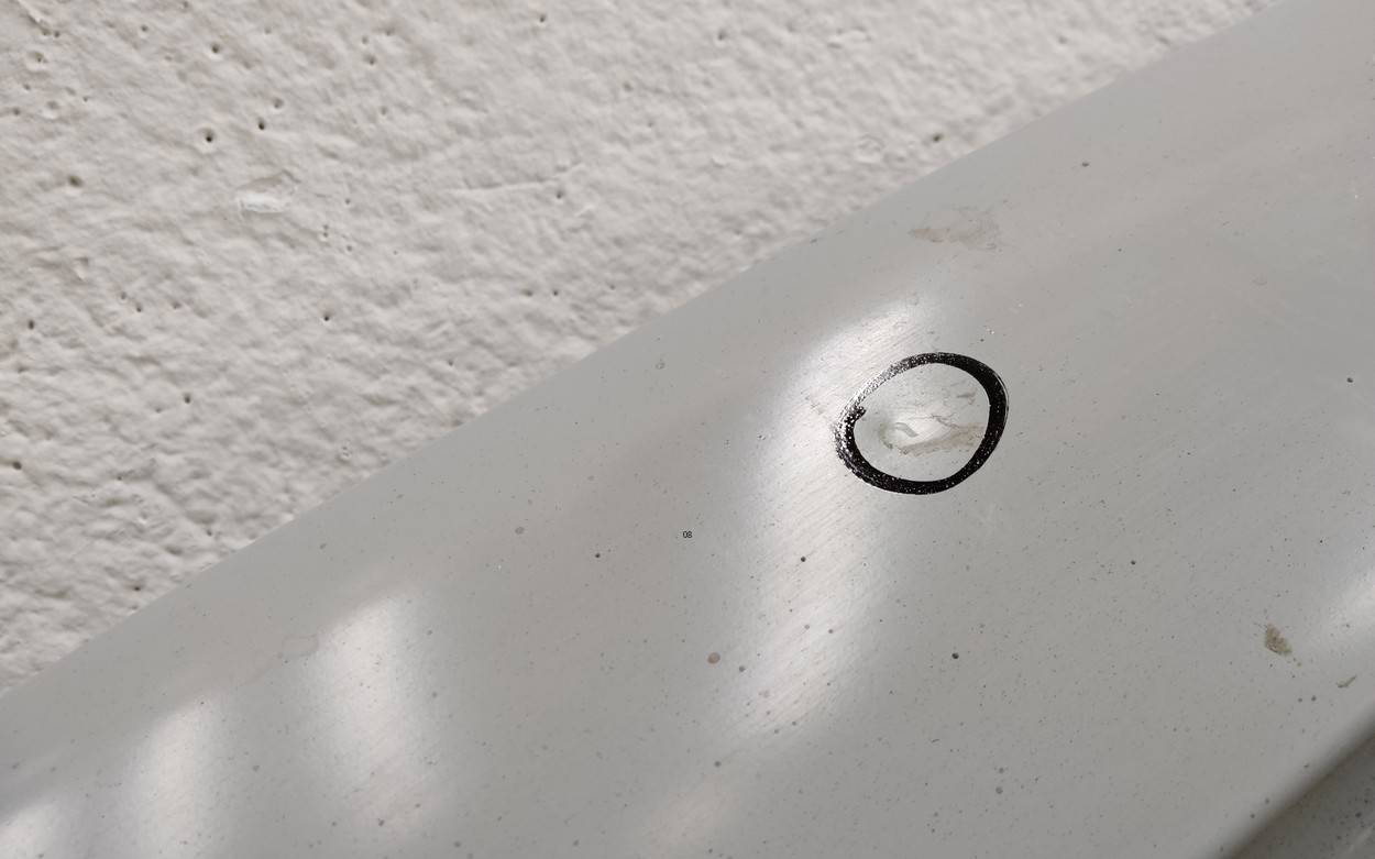 Кузовной элемент