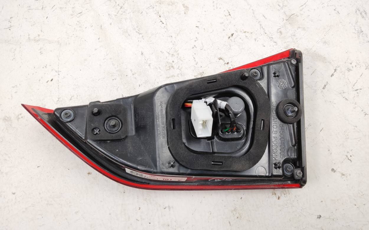 Фонарь задний внутренний левый