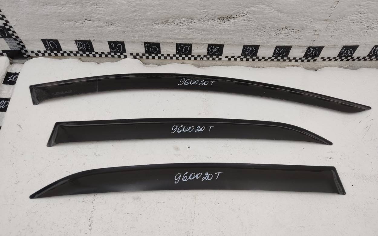 Дефлектор воздушный