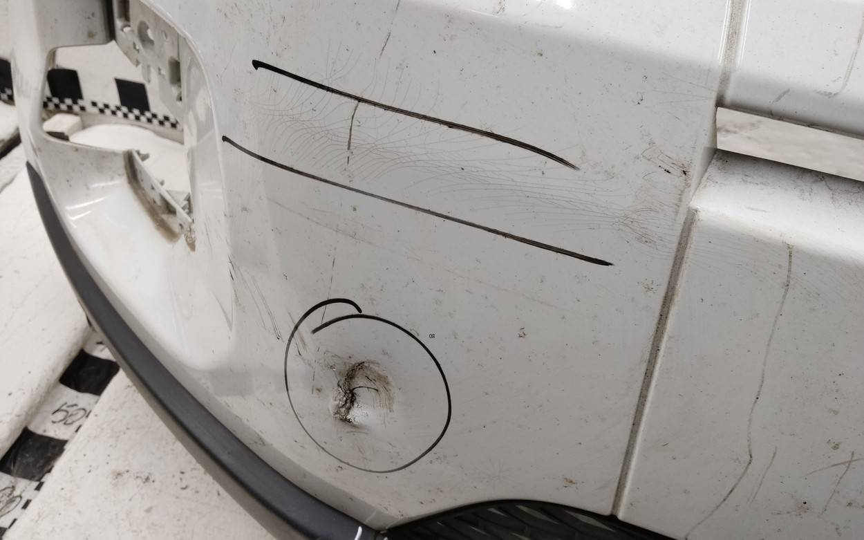 Бампер передний