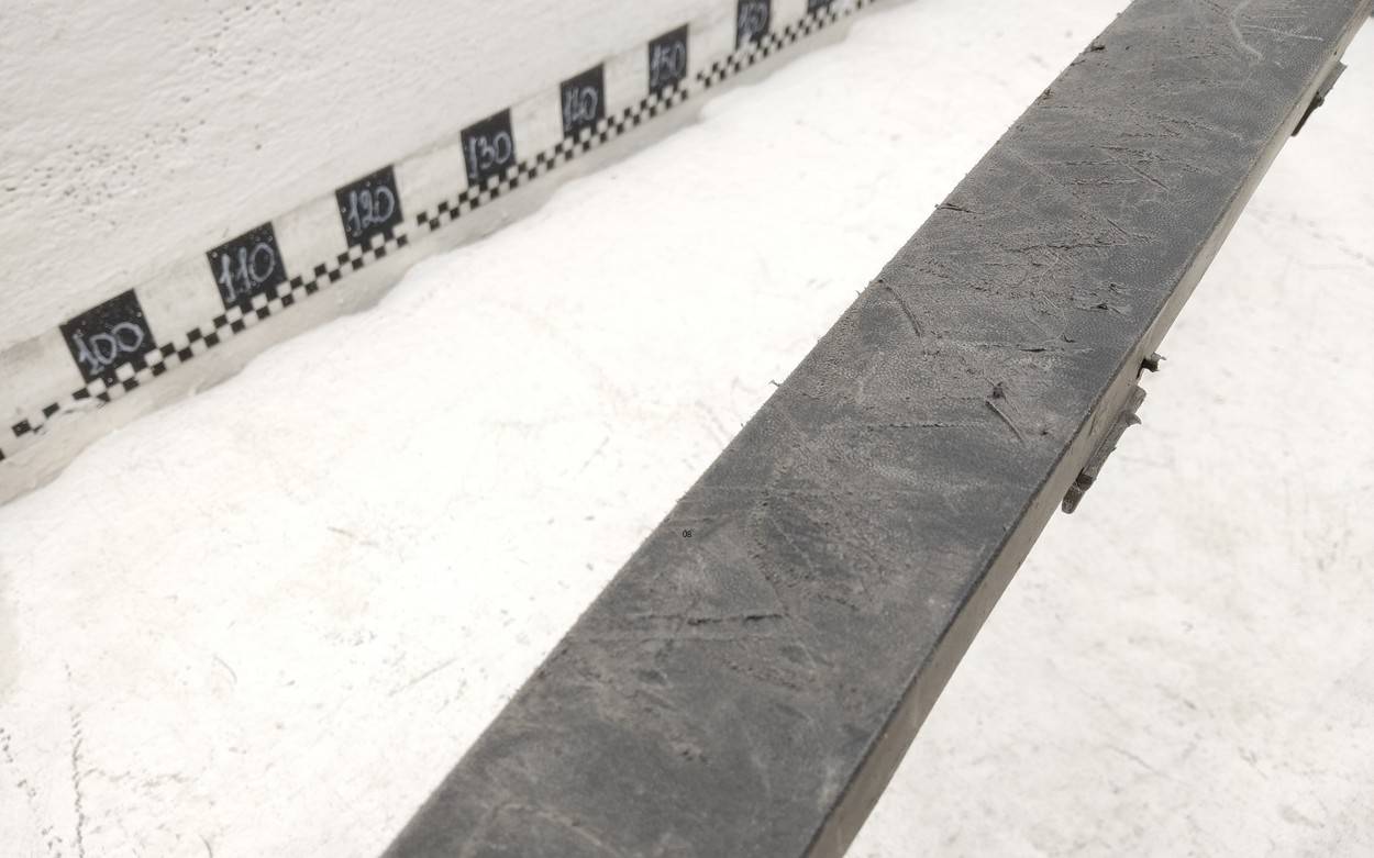 Спойлер переднего бампера