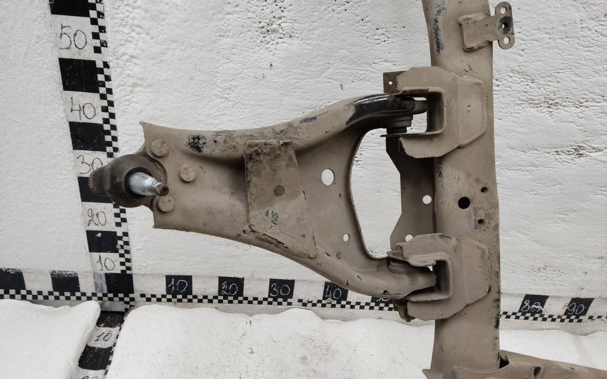 Балка подмоторная