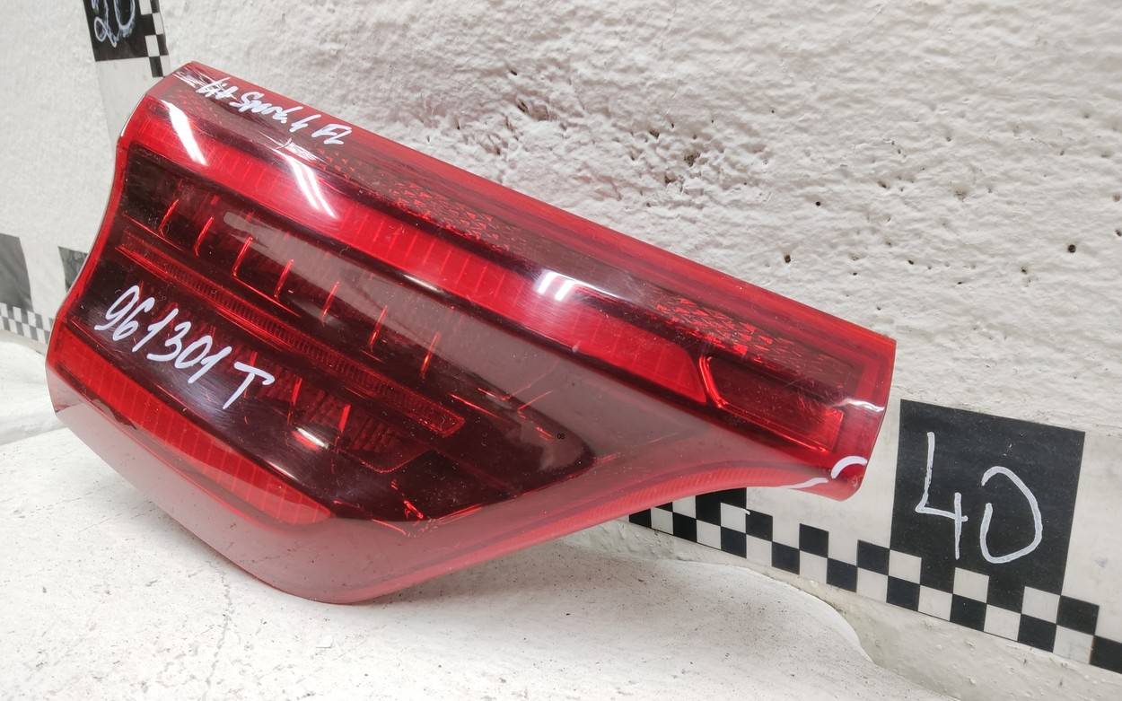 Фонарь задний внутренний левый