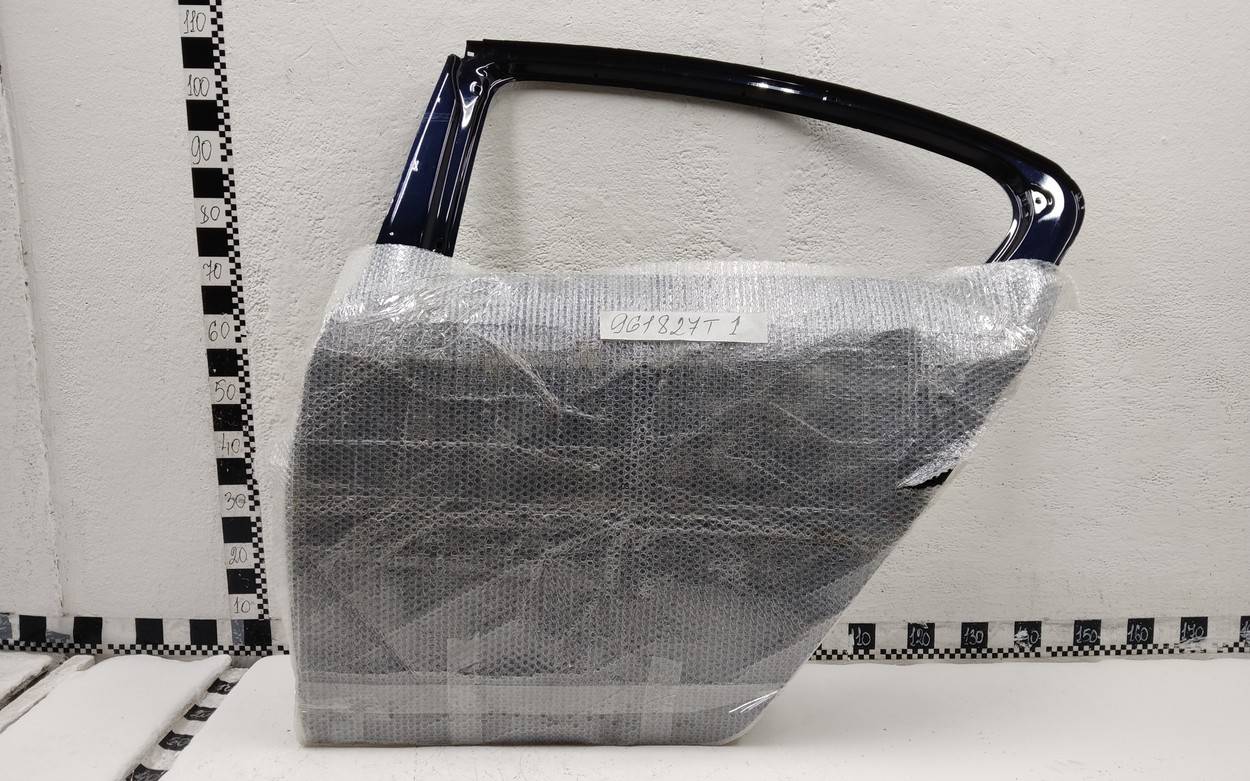 Дверь задняя левая