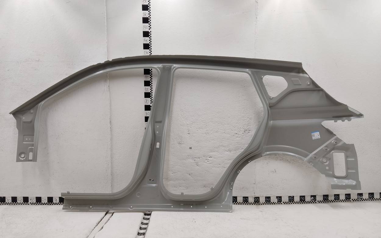 Кузовной элемент