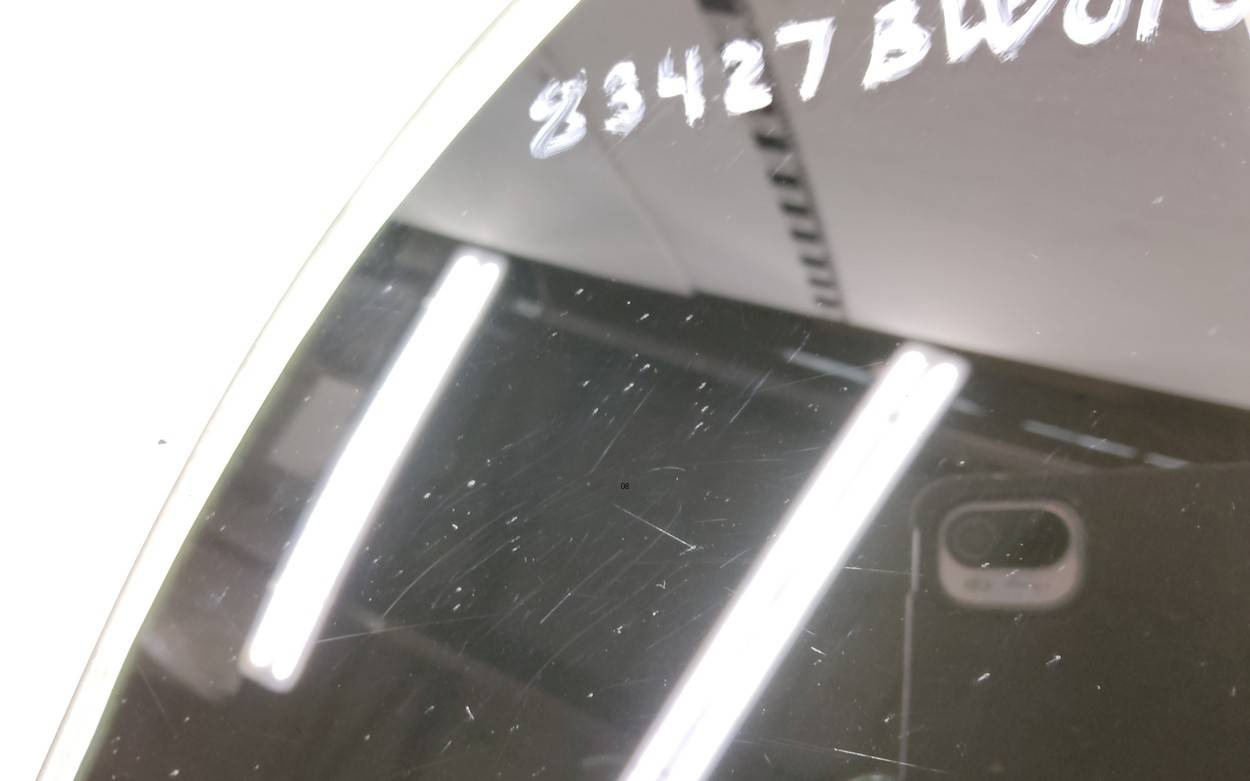 Стекло кузовное глухое левое