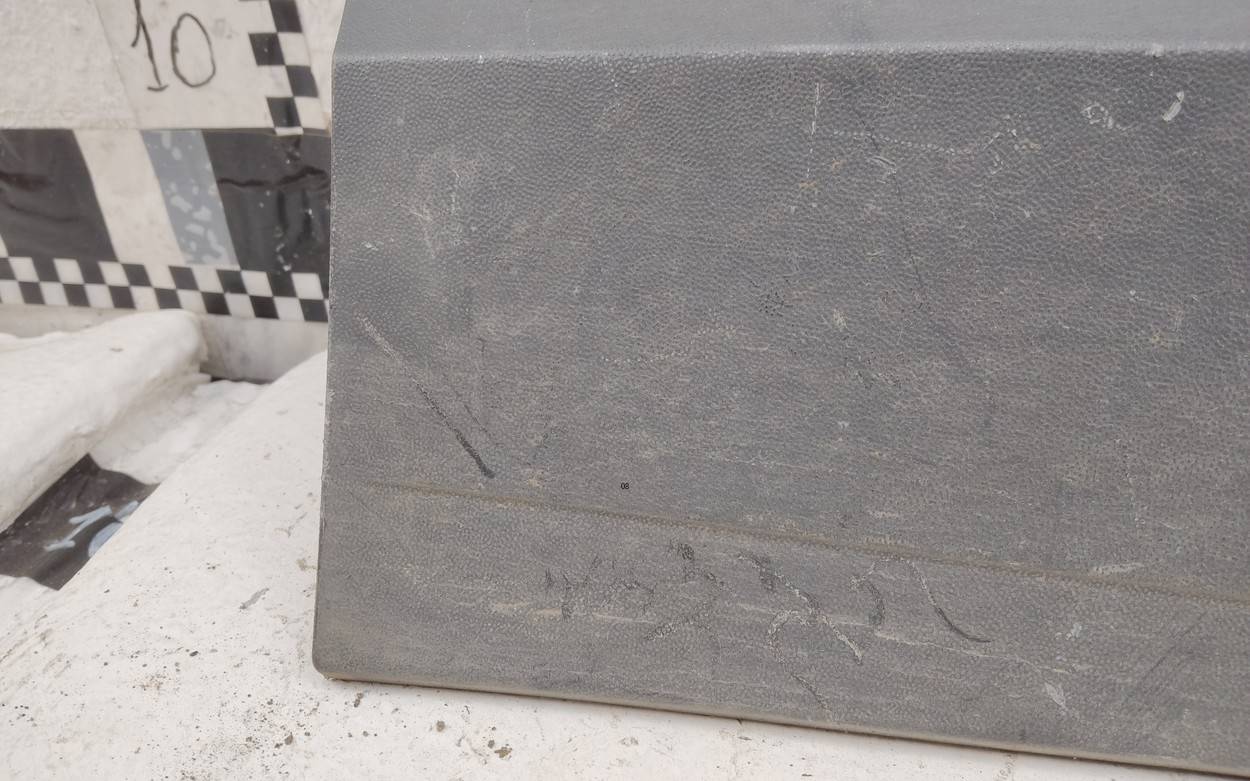 Накладка двери задней правой