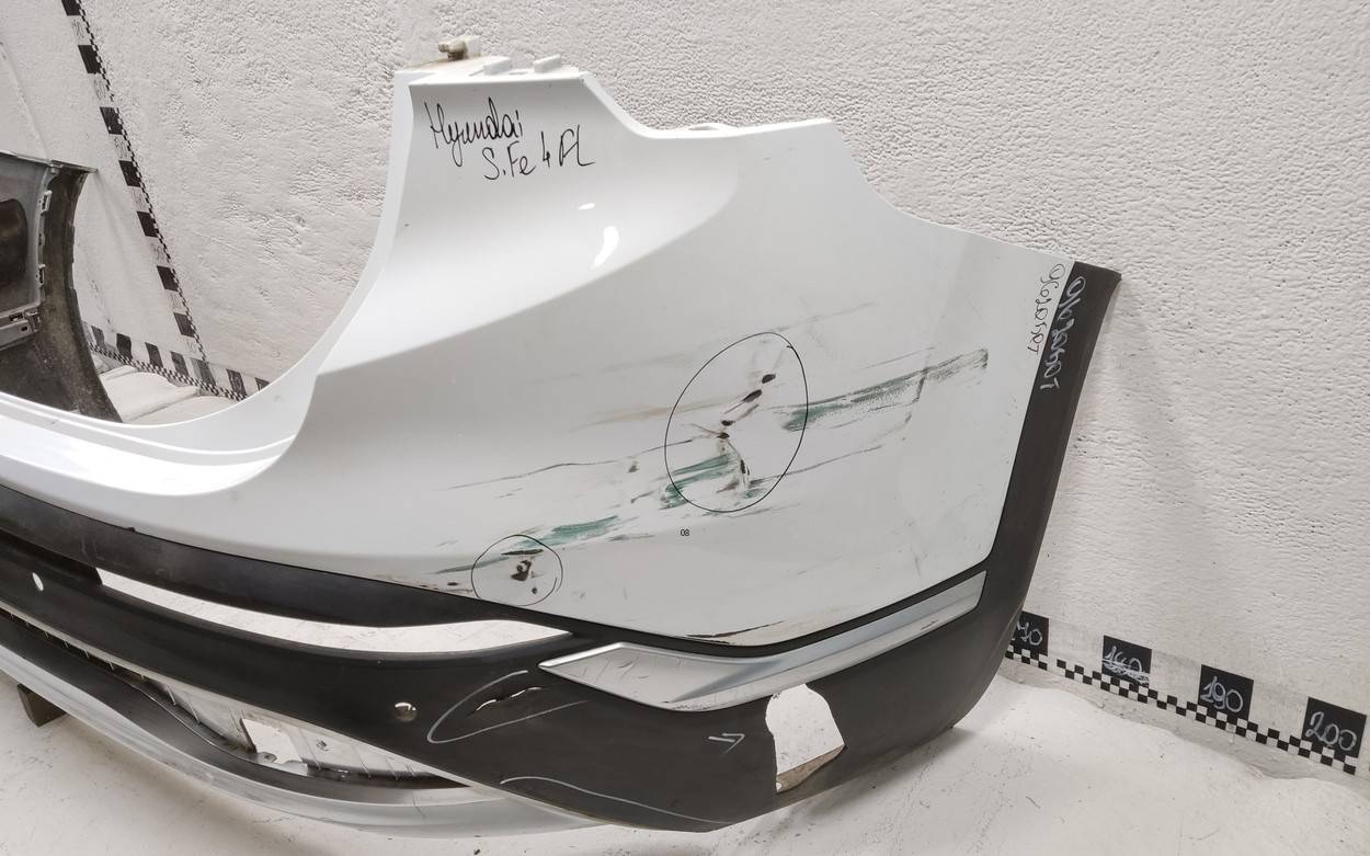 Бампер задний