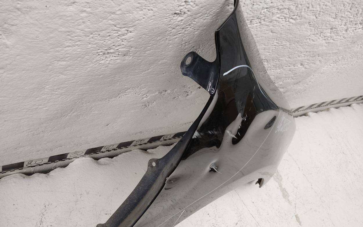 Крыло переднее правое