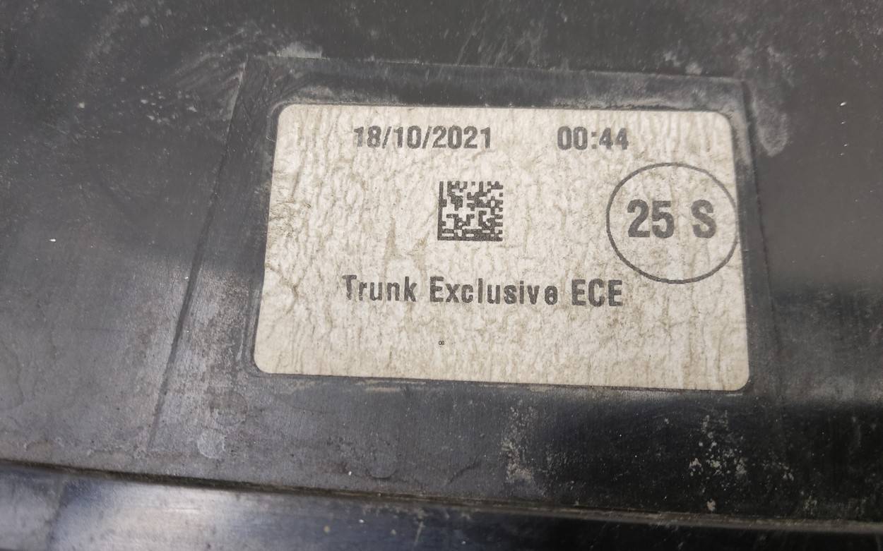 Фонарь задний