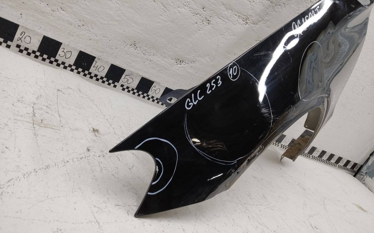 Крыло переднее левое