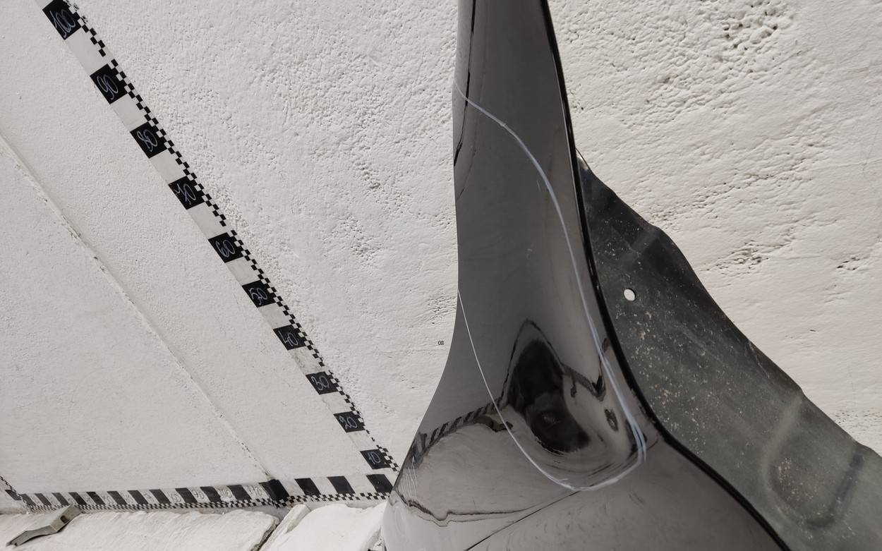 Крыло переднее левое