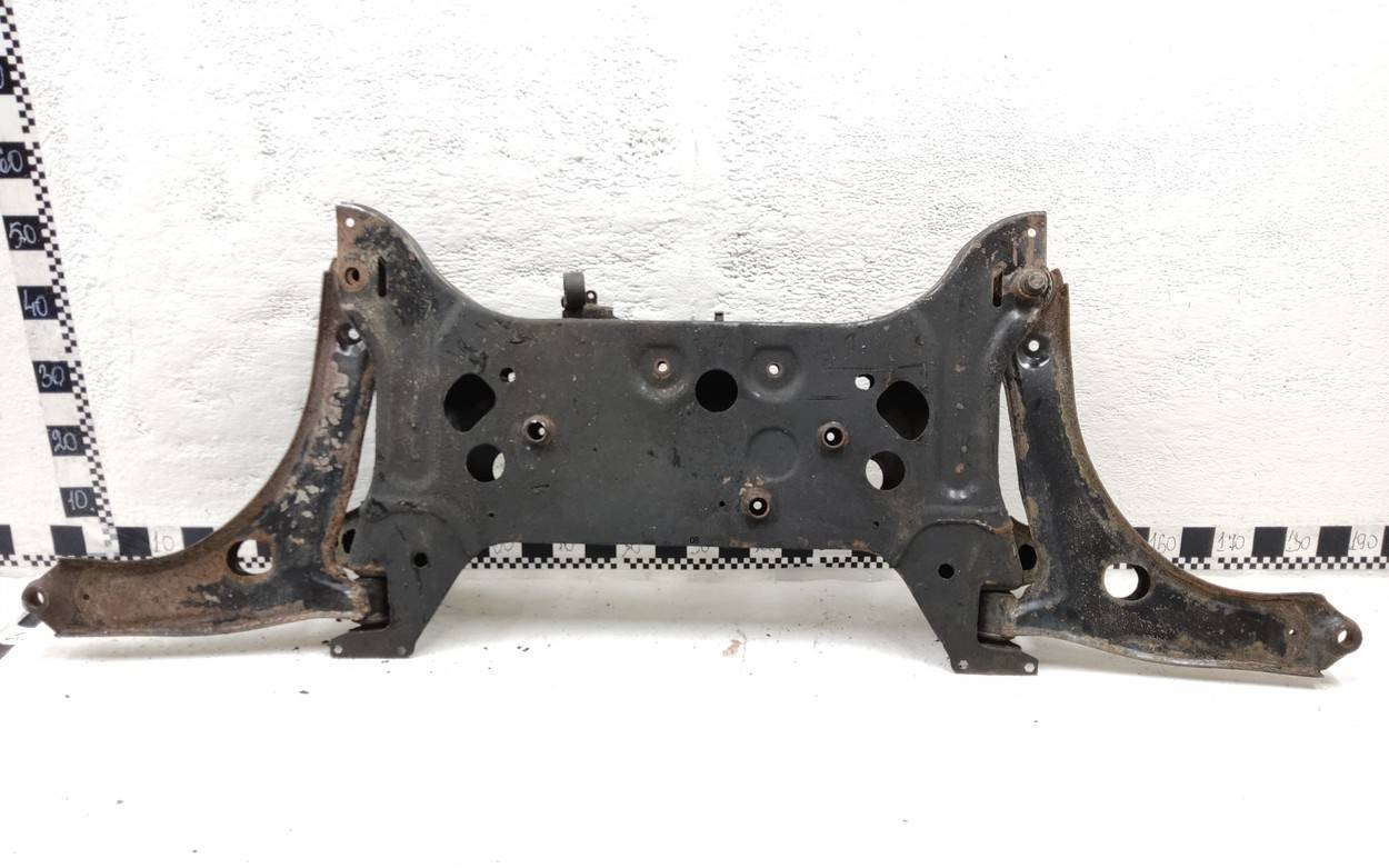 Балка подмоторная