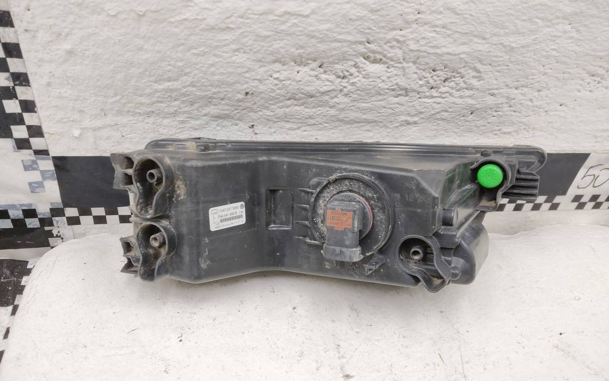 Фара противотуманная левая