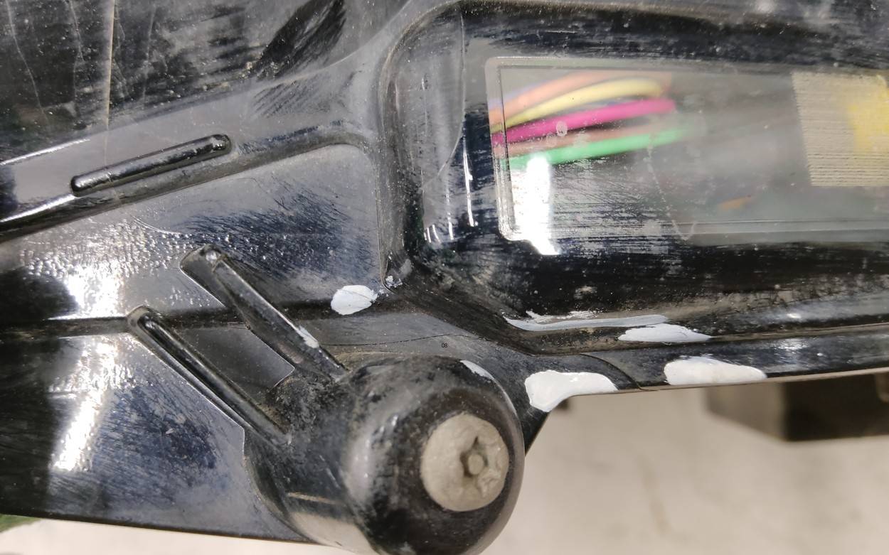 Фара правая