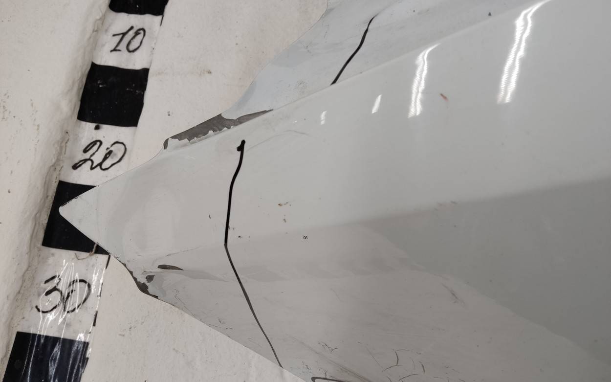 Крыло переднее левое