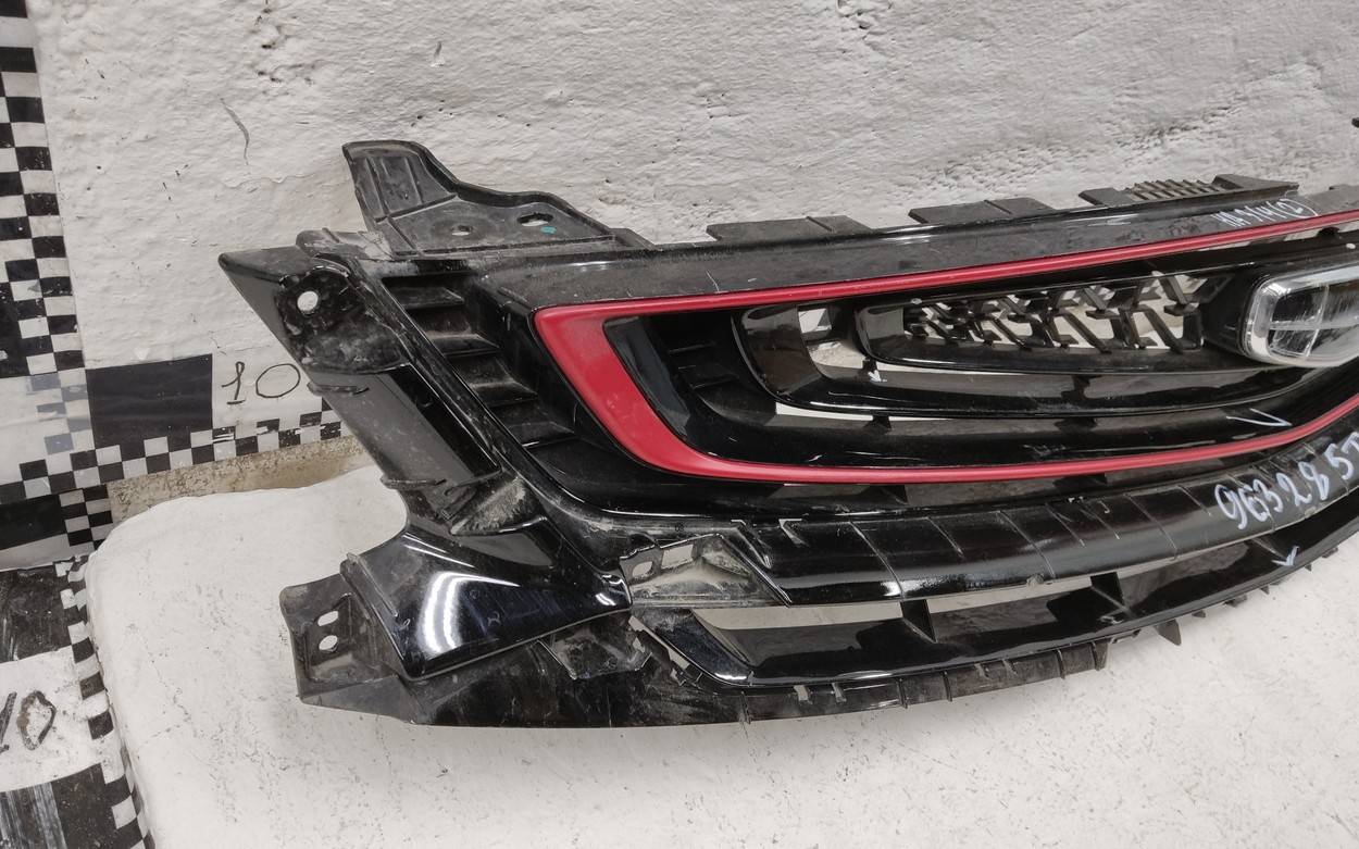 Решетка радиатора