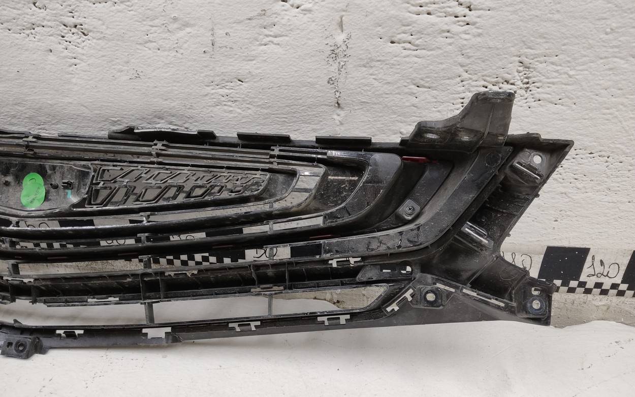 Решетка радиатора