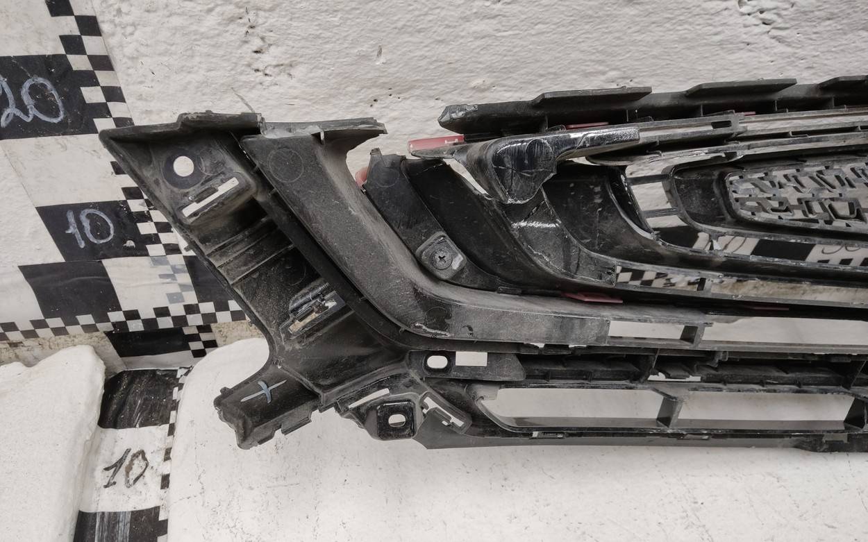 Решетка радиатора