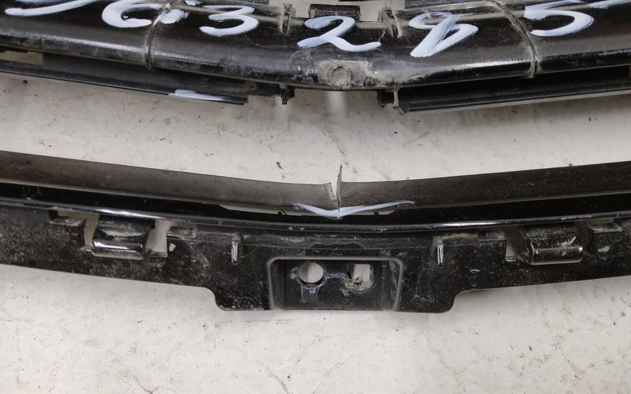 Решетка радиатора