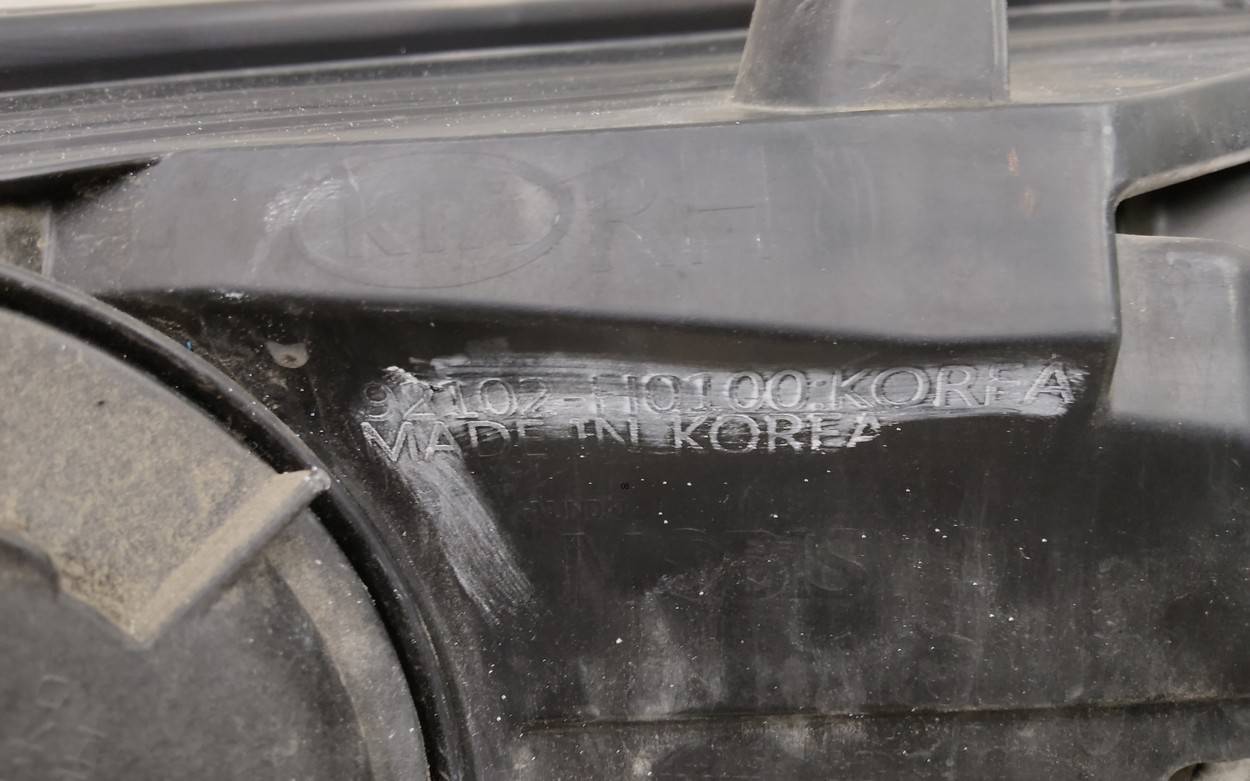 Фара правая