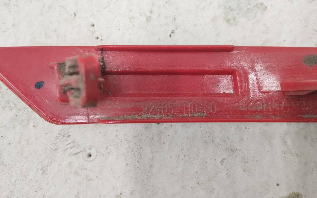 Отражатель в бампер задний левый