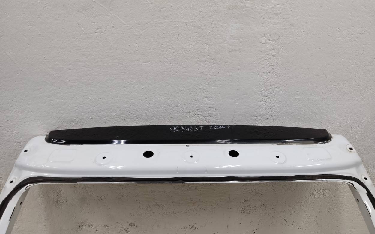 Крышка багажника