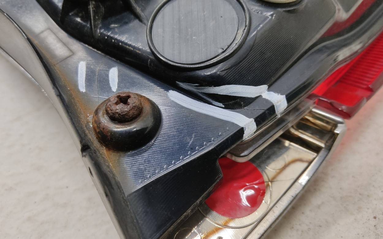 Фонарь задний внутренний правый