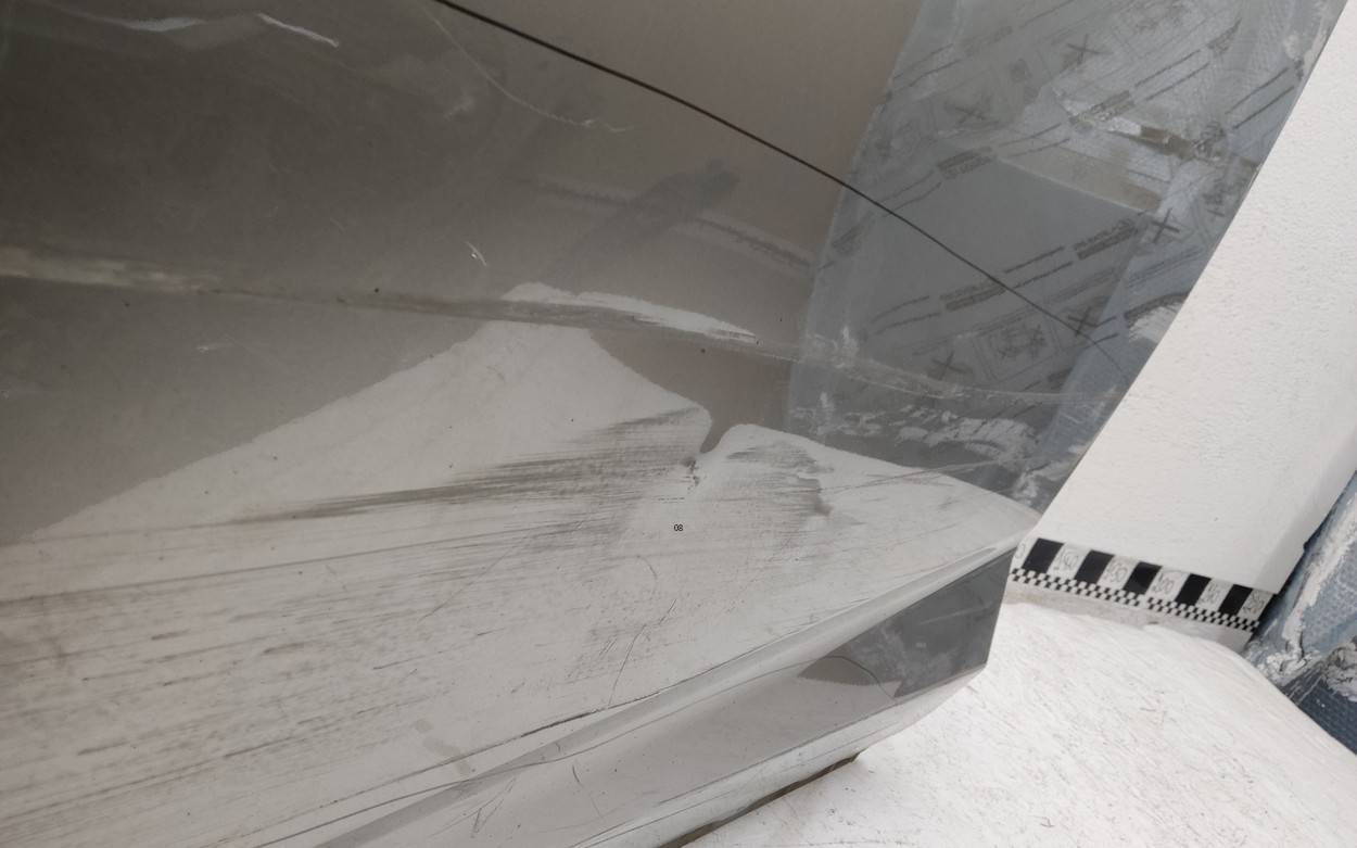 Дверь передняя левая