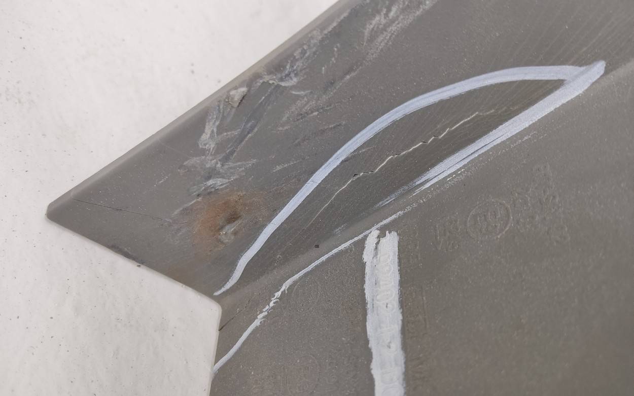 Фонарь задний наружный правый