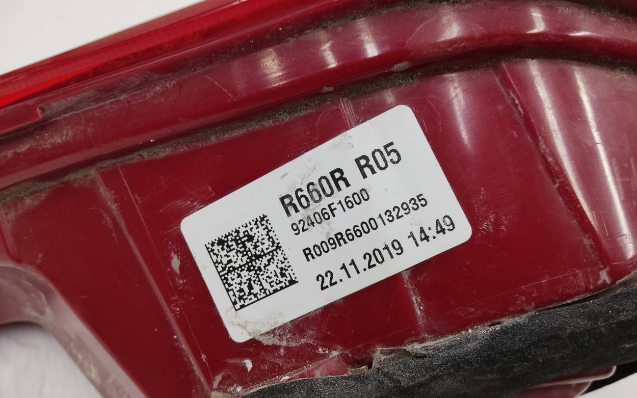 Фонарь задний внутренний правый