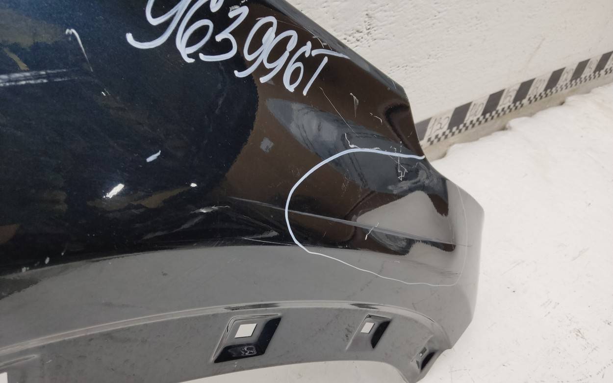 Крыло переднее правое