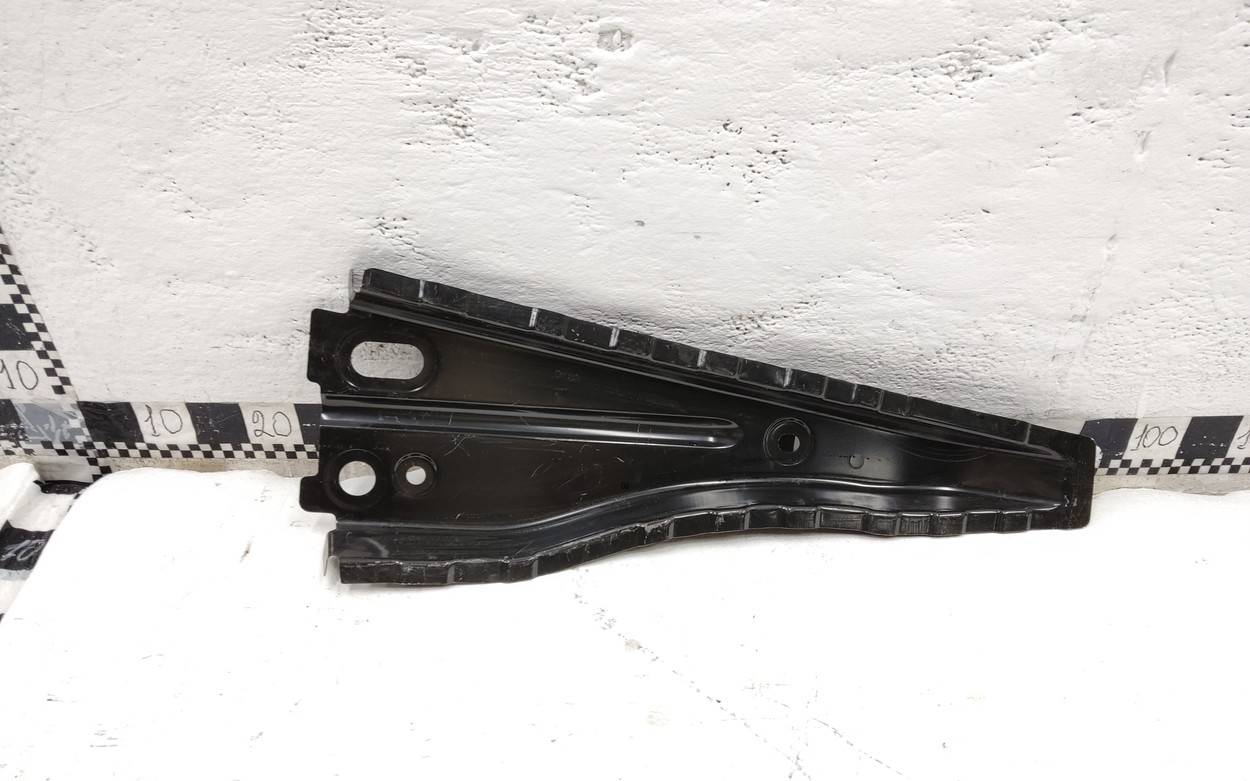 Усилитель крыла