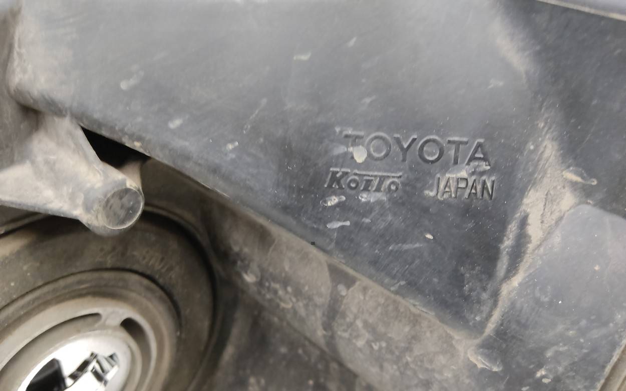 Фара правая