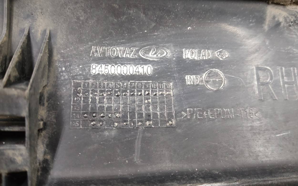Накладка двери задней правой