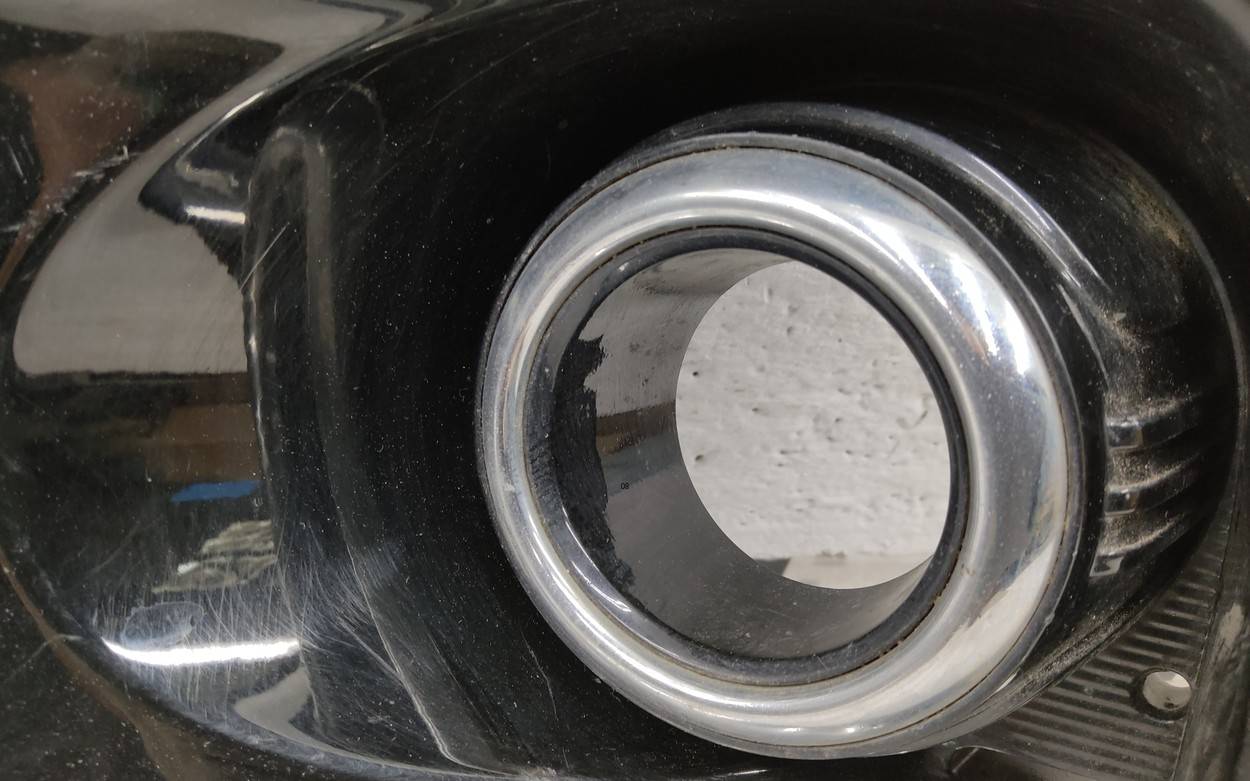 Накладка переднего бампера левая