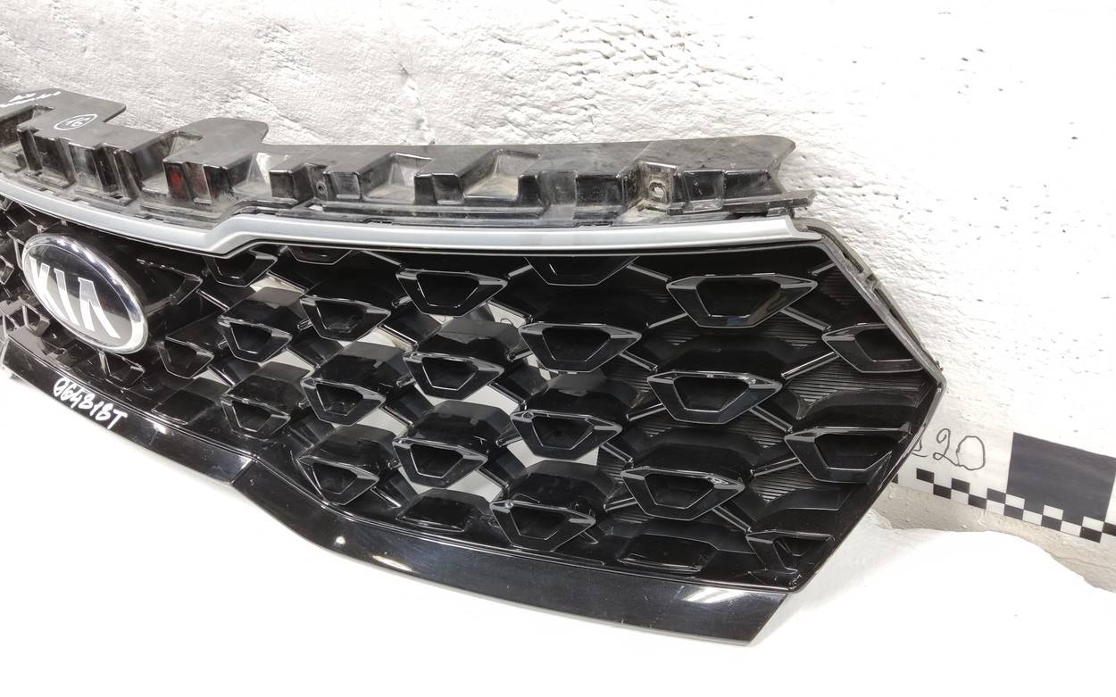 Решетка радиатора