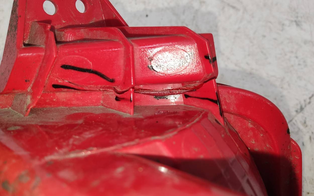 Фонарь задний в бампер левый