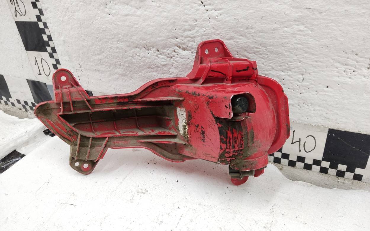 Фонарь задний в бампер левый