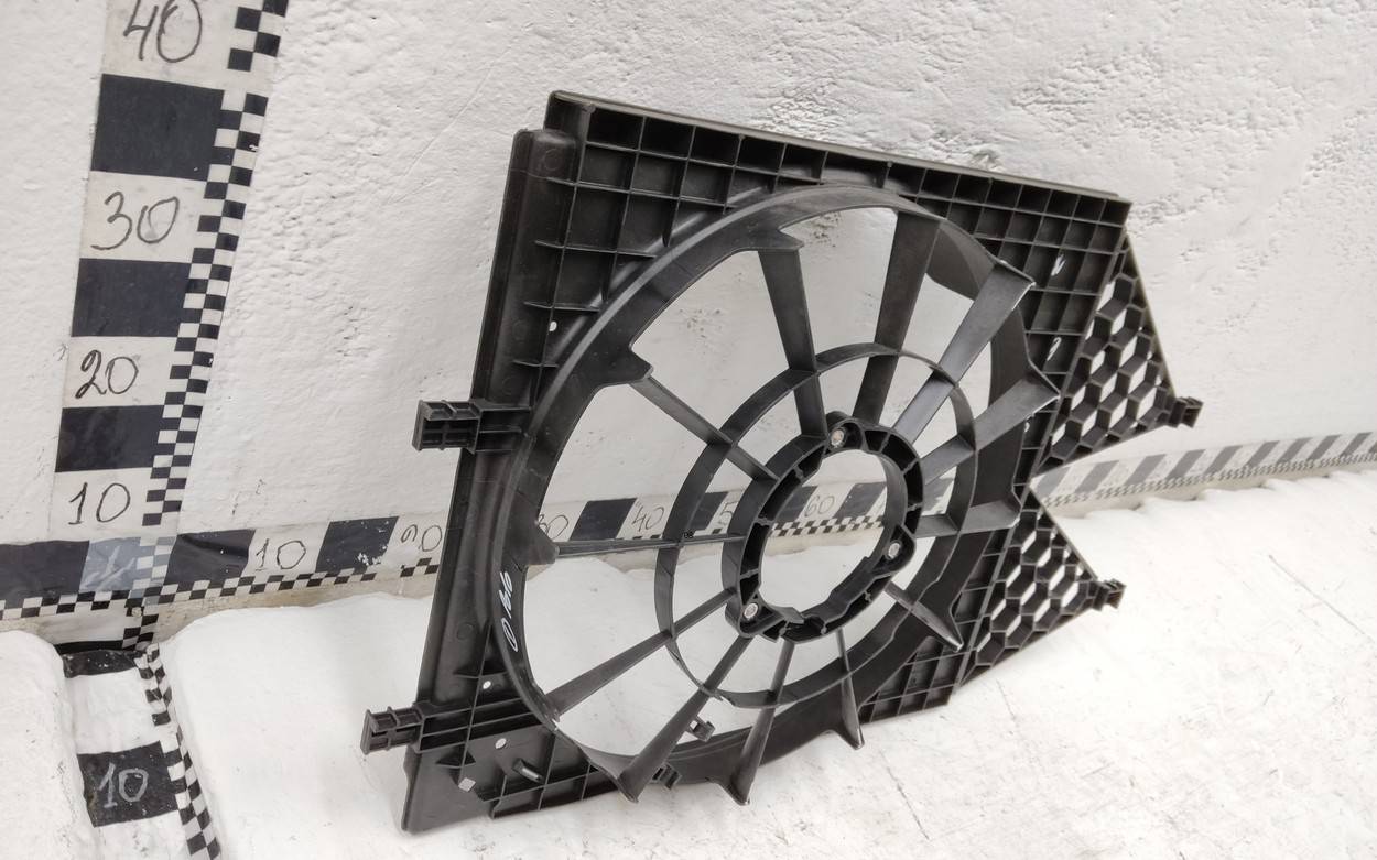 Диффузор вентилятора