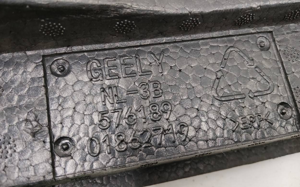 Наполнитель переднего бампера